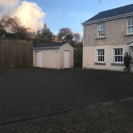 5 Laurel Court Holiday home *